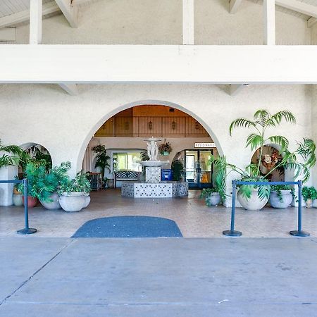 California Suites Hotel San Diego Exterior photo